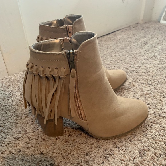 Shoes - Fringe Booties